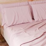4 Piece Bedding Set for Double Bed Soft and Breathable Bedding Set with Top Sheet, Fitted Sheet with Elastic Corners and 2 Pillowcases, Pink