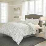 King Duvet Cover Set, Reversible Bedding with Matching Shams, Medium Weight Bedding for All Seasons (, King) - Image 2
